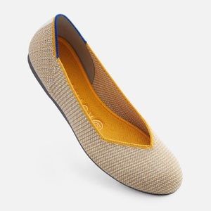 NWOT Rothy’s Dandelion Triple Stitch flats size 8